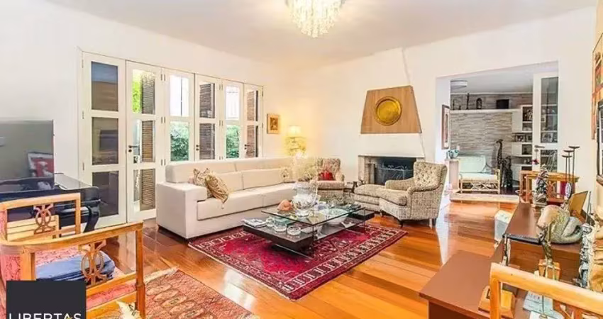 Casa com 3 dormitórios e 2 vagas no bairro higienópolis