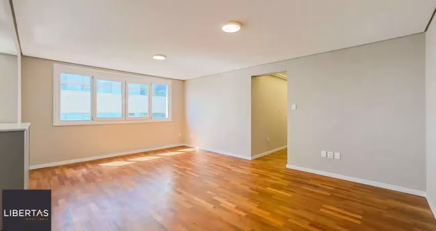 Apartamento 03 dormitórios com garagem no bairro 03 figueiras em porto alegre