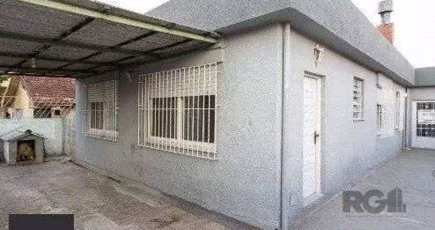 Casa no bairro cavalhada de 3 dormitórios e 2 vagas