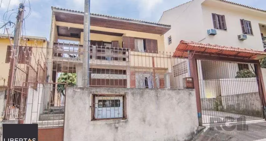 Casa com 4 quartos à venda na Rua Santiago Dantas, 457, Cascata, Porto Alegre