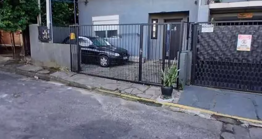Casa com 3 quartos à venda na Rua Domingos da Silva, 215, Camaquã, Porto Alegre