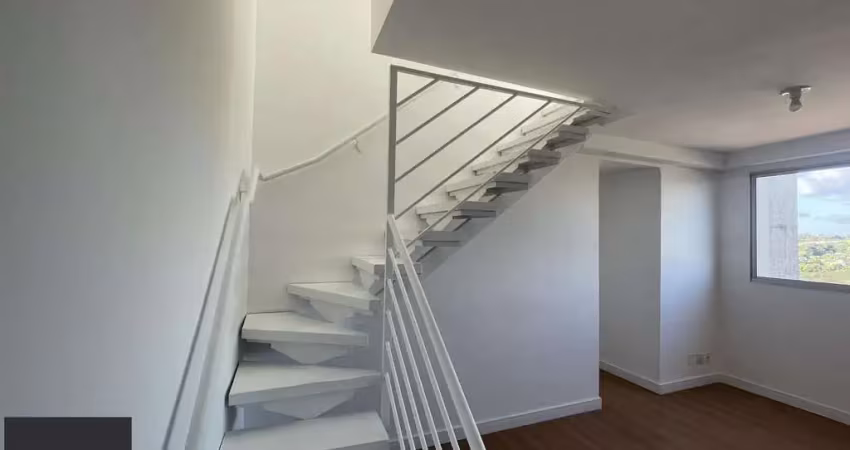 Cobertura semi mobiliada com 3 quartos e 1 vaga de garagem na rua sadi castro.