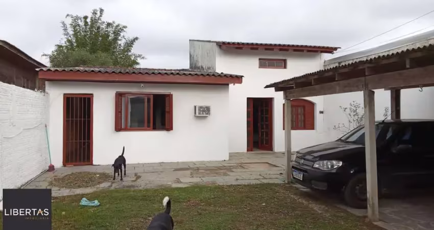 Casa de 3 dormitórios  a venda no bairro ponta grossa - porto alegre