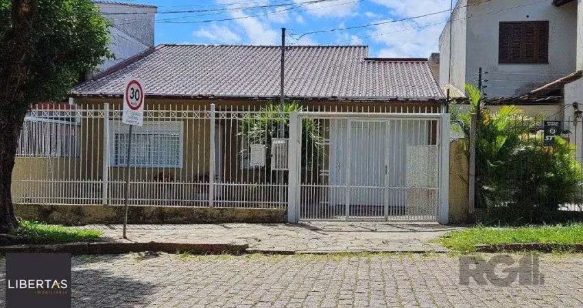 Casa 3 dormitórios, 5 vagas, 155 m² área construída, terreno 300m², nonoai.