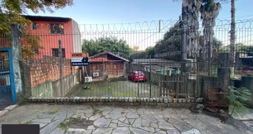 Casa com 2 quartos à venda na Estrada João Passuelo, 829, Vila Nova, Porto Alegre