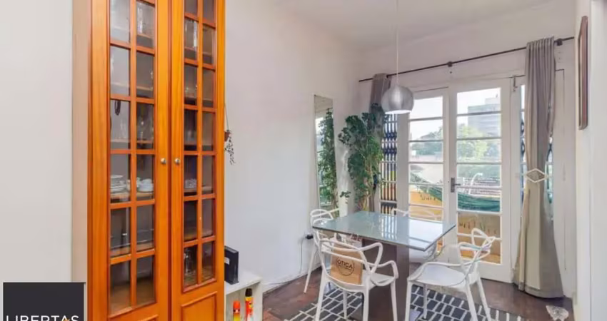 Vende-se apartamento com 3 quartos, 87m² e sacada - petrópolis
