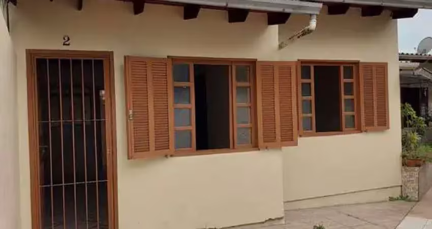 Casa com 2 quartos à venda na Rua Camaquã, 768, Camaquã, Porto Alegre