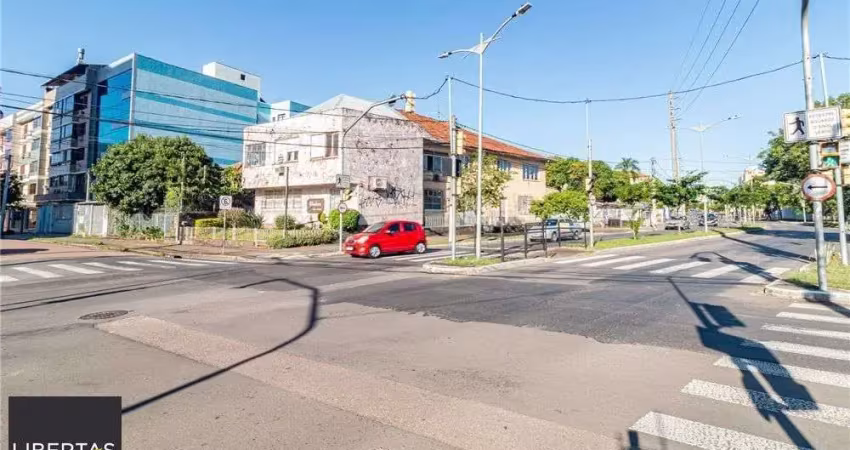 Barracão / Galpão / Depósito à venda na Rua Visconde de Macaé, 76, Cristo Redentor, Porto Alegre