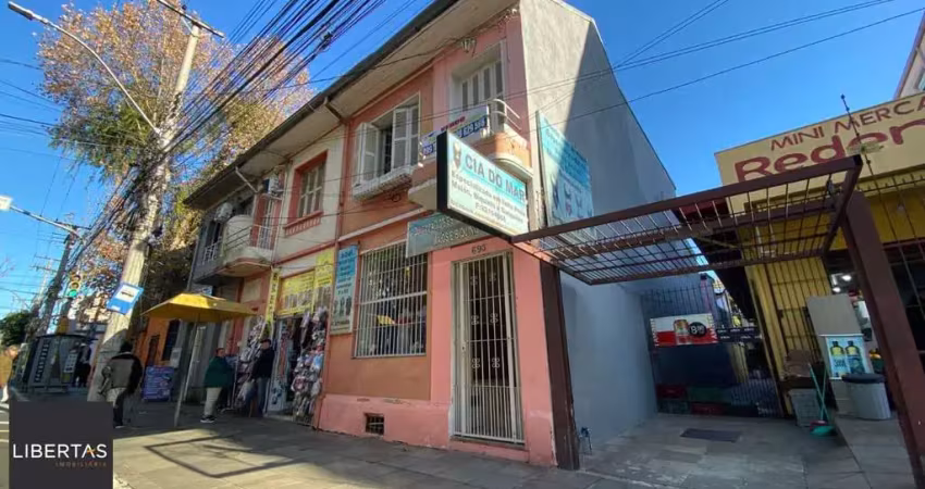 Casa com 4 quartos à venda na Rua Santana, 693, Farroupilha, Porto Alegre