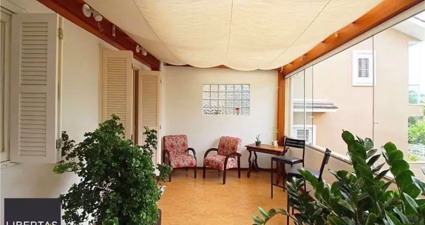 Casa com 3 quartos à venda na Rua Felizardo de Farias, 185, Medianeira, Porto Alegre