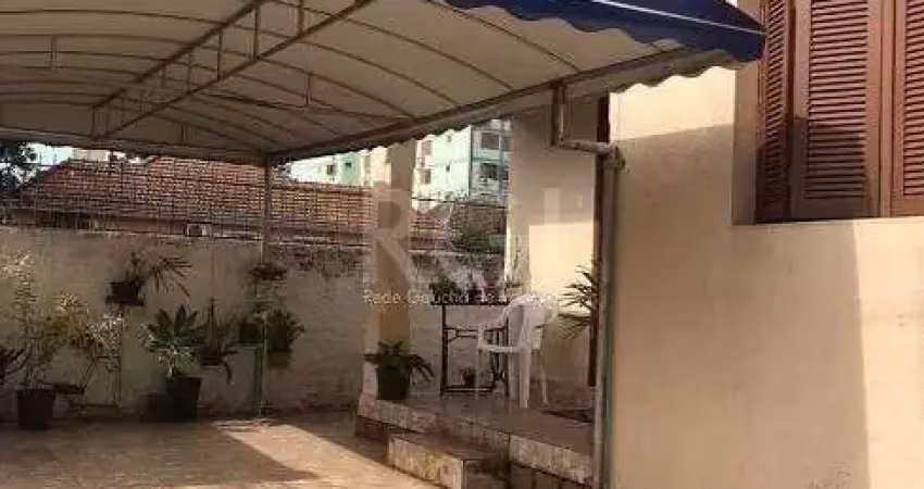 Casa com 4 quartos à venda na Rua Araçá, 146, Centro, Canoas