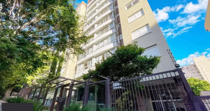 Apartamento de 3 quartos, suíte e 3 vagas de garagem no bairro auxiliadora poa