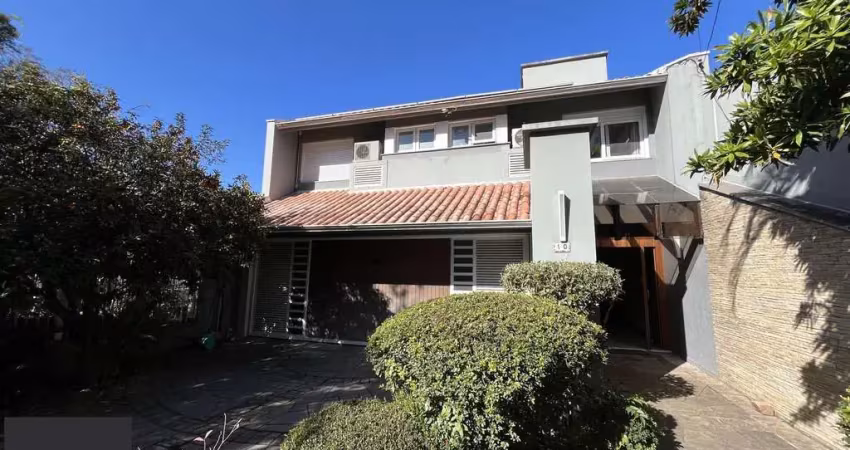 Casa de 3 quartos, todos suítes e 2 vagas de garagem no bairro boa vista em poa