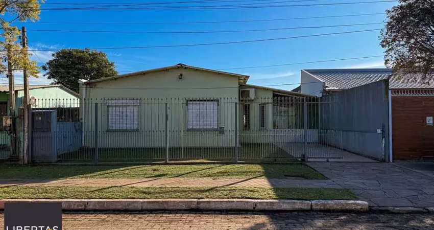 Terreno à venda na Rua dos Sabiás, 35, Harmonia, Canoas