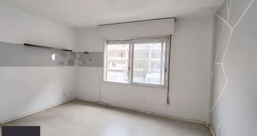 Excelente ap 1d com suíte, cozinha planejada e banheiro reformado. lima e silva, centro p. alegre