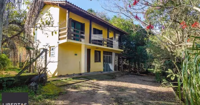 Ótimo sitio com 2 dormitórios  no bairro hípica com  área frutífera