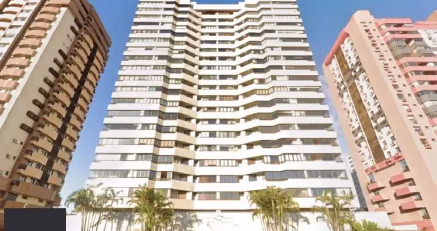 Apartamento à venda com 3 quartos 125 m² no menino deus