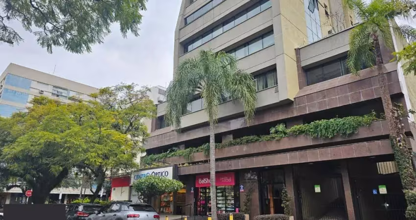 Barracão / Galpão / Depósito à venda na Rua Luciana de Abreu, 471, Moinhos de Vento, Porto Alegre