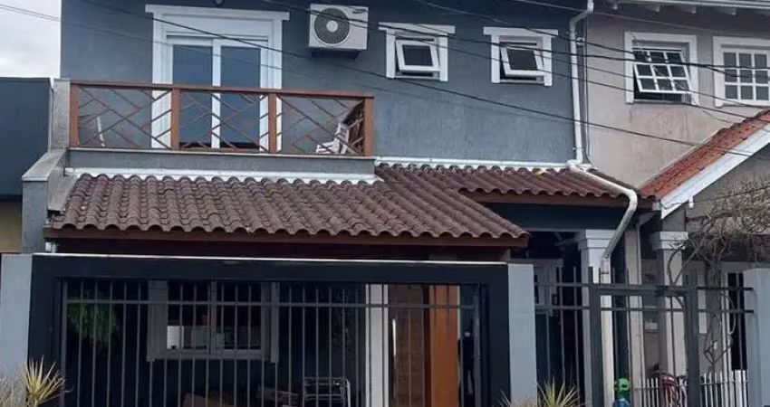 Casa com 3 quartos à venda na Rua Carlos Maximiliano Fayet, 180, Hípica, Porto Alegre