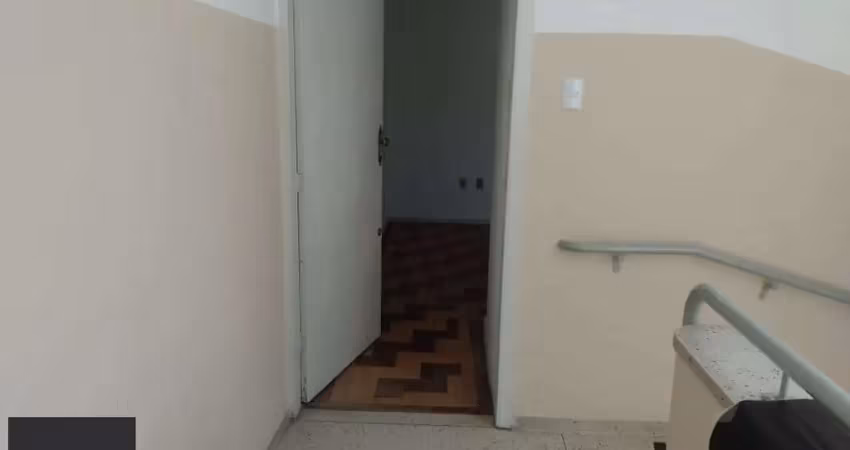 Libertas imobiliária aluga apartamento 02 dormitórios na cidade baixa