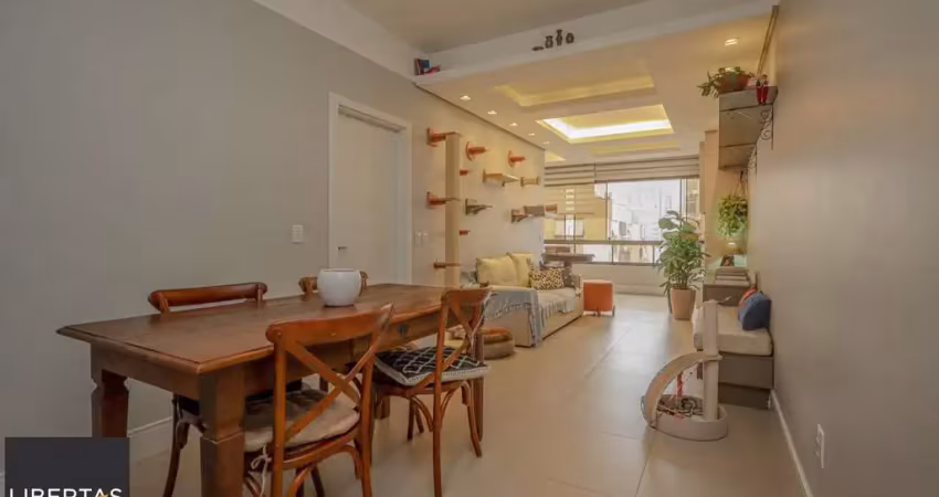 Apartamento com 3 quartos à venda na Avenida Alegrete, 139, Petrópolis, Porto Alegre