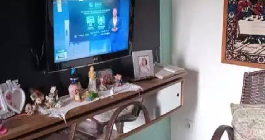 Apartamento com 02 quarto e 01 vaga rotativa, no bairro partenon