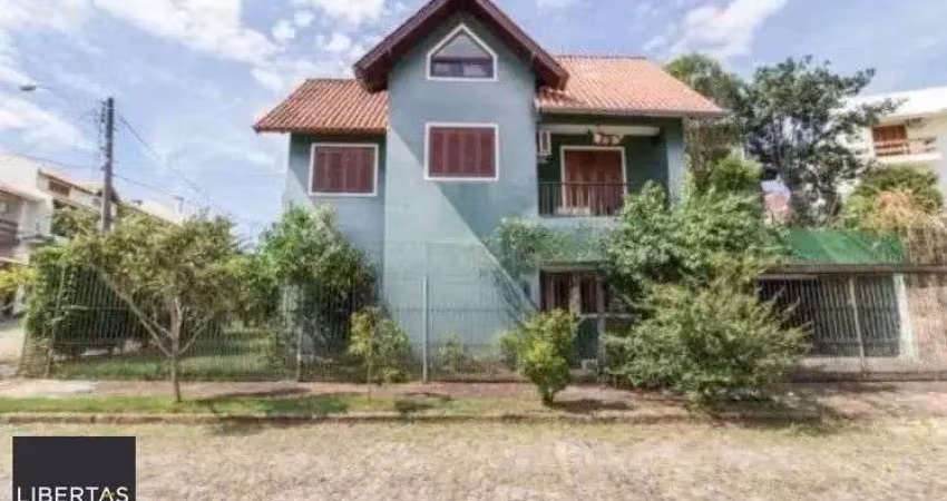 Casa/sobrado  de 4  dormitórios i 1 suíte i 4 vagas i  altos do ipê
