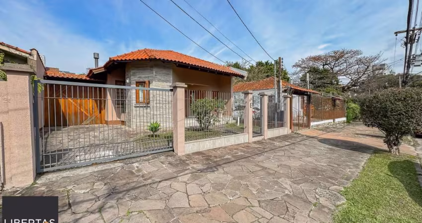 Casa de 3 dormitórios, suíte, 3 banheiros para venda em excelente localização no bairro chácara das pedras em porto alegre/rs.