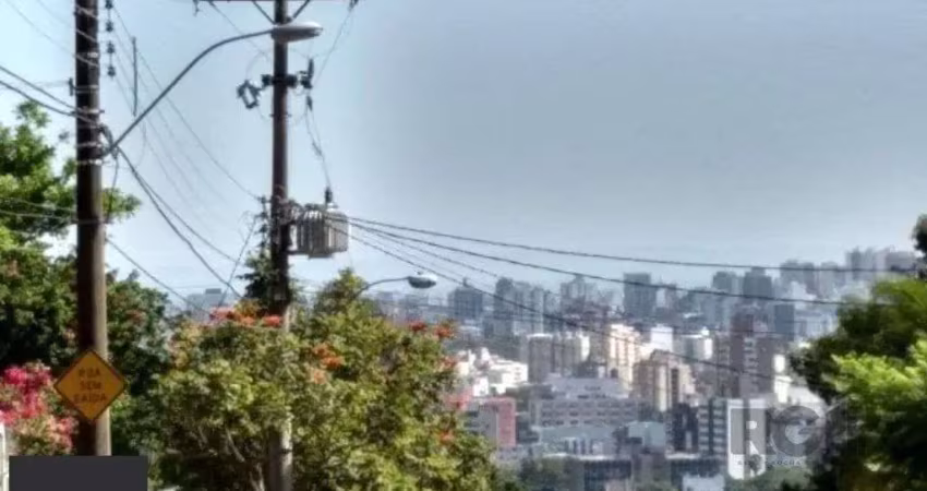 Terreno à venda na Rua Cleveland, 97, Santa Tereza, Porto Alegre