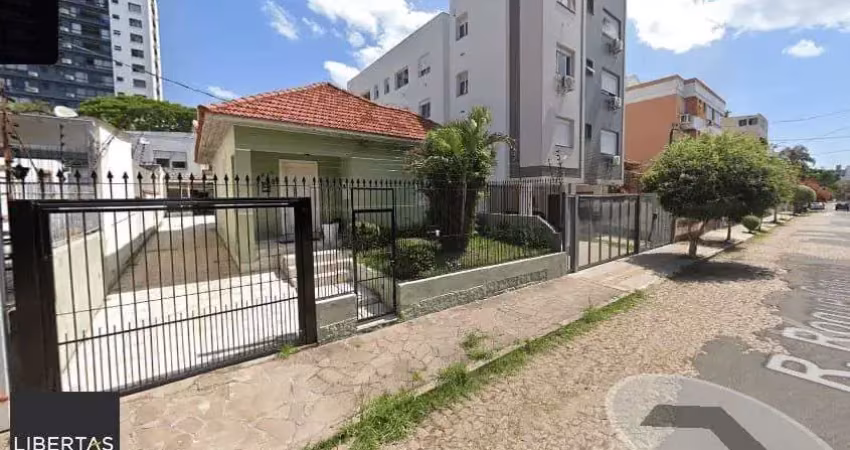 Casa com 3 quartos à venda na Rua Roque Gonzales, 217, Jardim Botânico, Porto Alegre