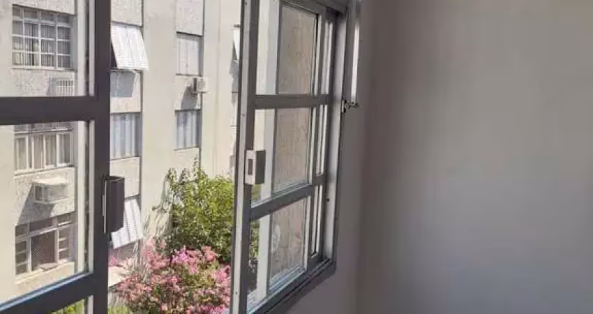 Apartamento com 2 quartos à venda na Rua José de Alencar, 1373, Menino Deus, Porto Alegre