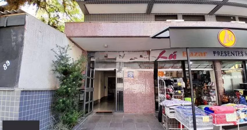 Barracão / Galpão / Depósito à venda na Rua Açores, 79, Passo da Areia, Porto Alegre