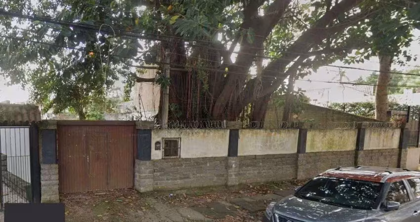 Terreno à venda na Avenida Guarujá, 220, Guarujá, Porto Alegre