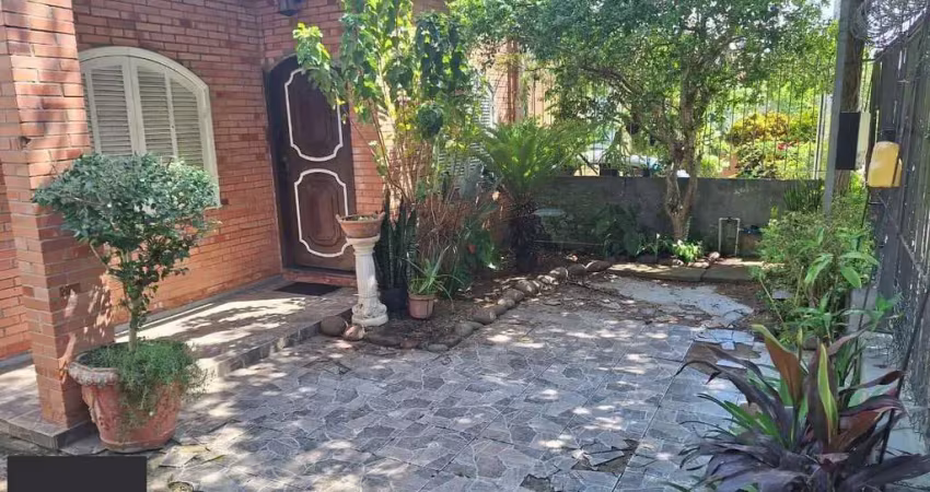Casa com 3 quartos à venda na Rua Madre Ana, 439, Glória, Porto Alegre