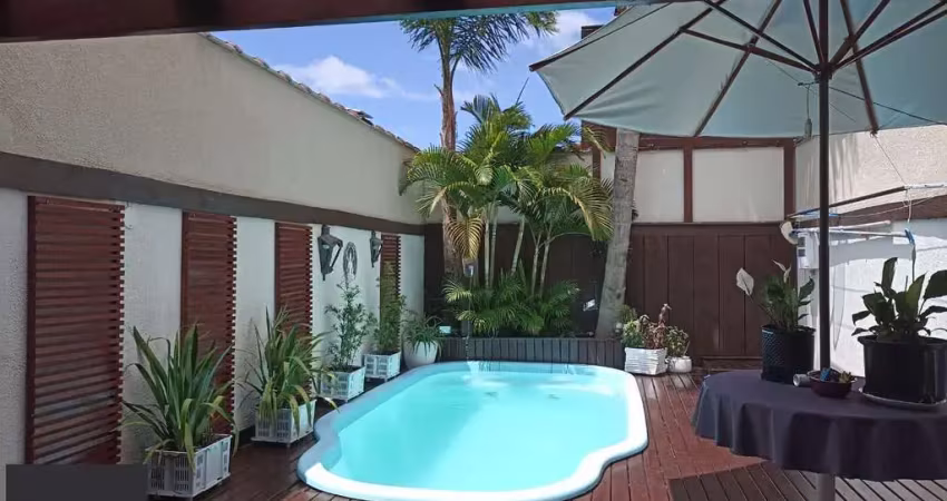 Casa com 4 quartos à venda na Rua Eliza Tevah, 58, Hípica, Porto Alegre