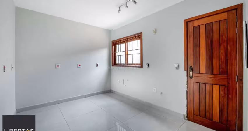 Casa com 3 quartos à venda na Rua Engenheiro Tito Marques Fernandes, 40, Ipanema, Porto Alegre