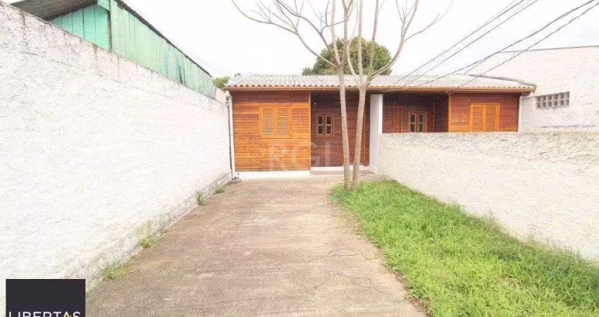 Casa com 2 quartos à venda na Praça Frederico Westphalen, 75, Cavalhada, Porto Alegre