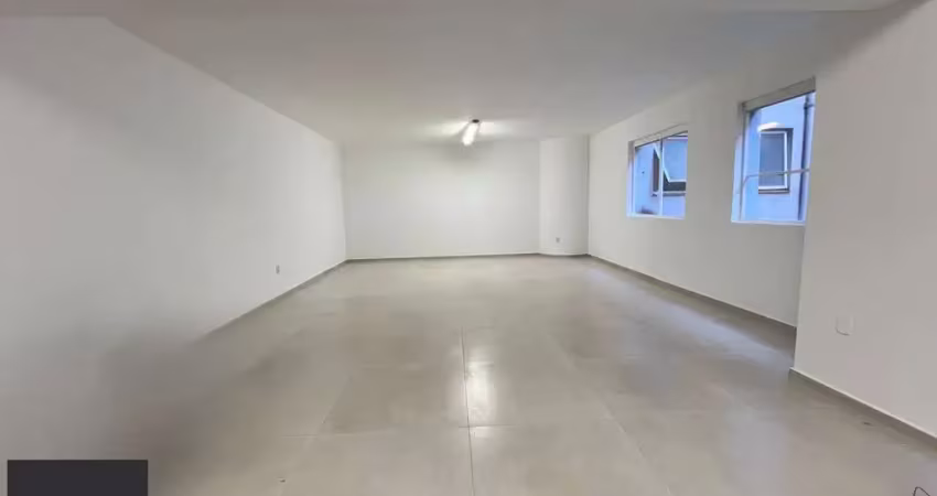 Sala comercial mobiliada 68m² – centro, prédio 24h com rooftop
