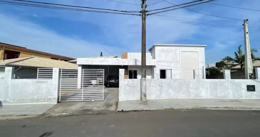 Casa com 3 quartos à venda na Rua Hilário Ferreira, 139, Serraria, São José