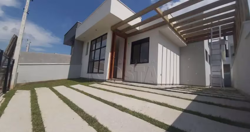 Casa com 3 quartos à venda na Avenida Lisboa, 4637, Lisboa, São José