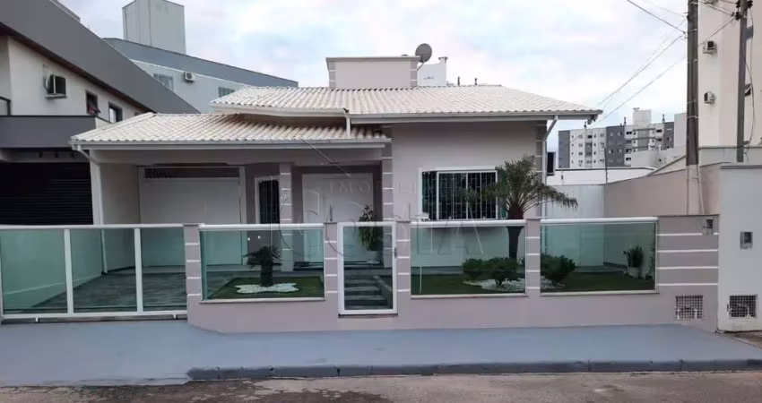 Casa com 2 quartos à venda na Rua Bergamo, 128, Pagani, Palhoça