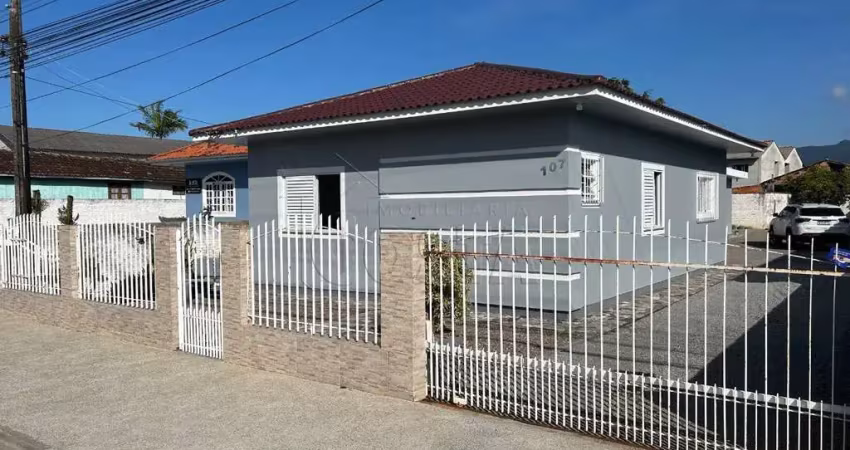 Casa com 3 quartos à venda na Rua João Carlos Espíndola, 107, Barra do Aririú, Palhoça