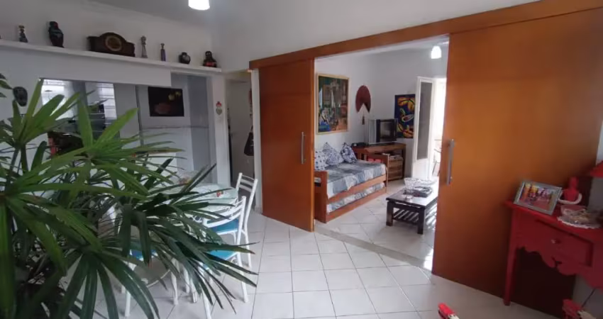 Apartamento de frente ,2 dormitórios 2 banheiros no embaré