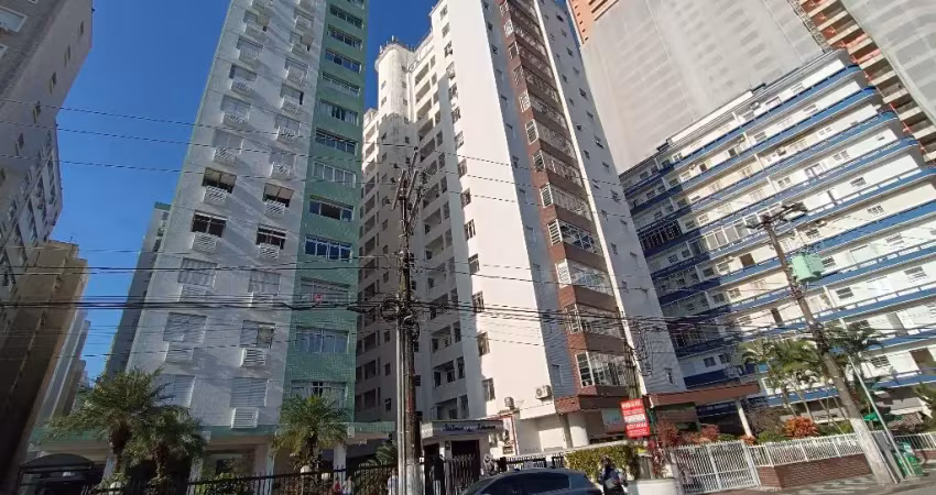 2 dormitórios com dependencia completa em prédio frente mar na ponta da praia em santos!