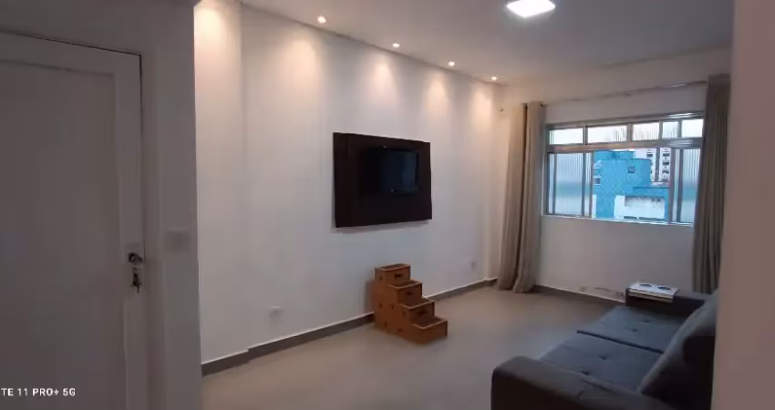 Lindo lindo lindo demais!!!de cinema 01 dormitório com fino acabamento e 2 banheiros na ponta da praia!