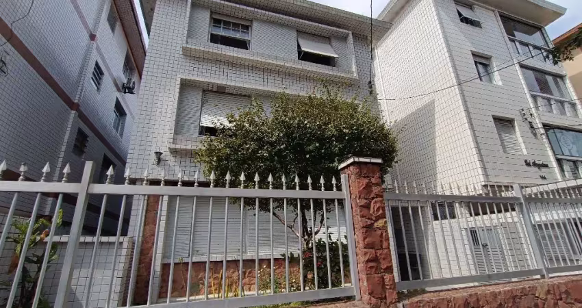 Apartamento térreo com quintal em localizacao privilegiada no embaré em santos