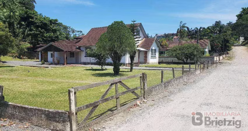 Terreno à venda, 1696 m² por R$ 1.436.500,00 - Floresta - Joinville/SC