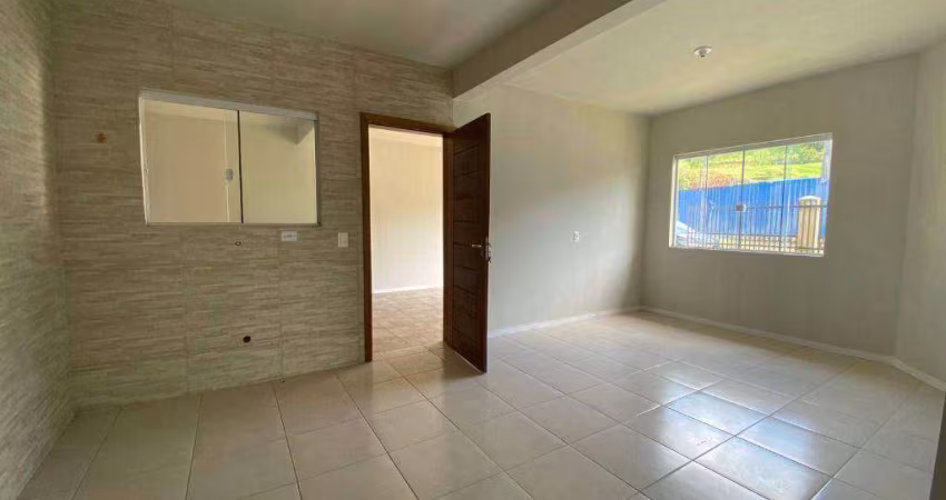 Casa com 3 dormitórios à venda, 138 m² por R$ 950.000,00 - Bom Retiro - Joinville/SC
