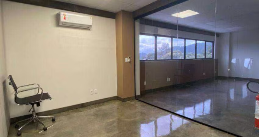 Sala para alugar, 11 m² por R$ 1.500 + taxas/mês - Bom Retiro - Joinville/SC