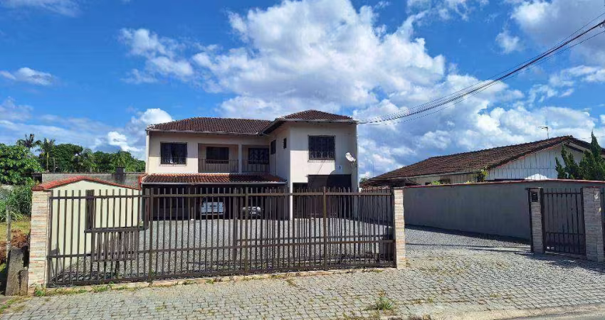 Casa com 9 dormitórios à venda, 300 m² por R$ 1.150.000,00 - Bom Retiro - Joinville/SC